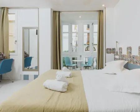 ホスタル グラヴィーナ タリファのホテル