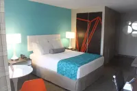 Howard Johnson by Wyndham Kingston - 2-Star