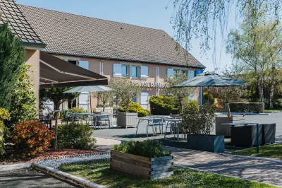 Sure Hotel by Best Western Chateauroux Hôtels à proximité de : Auchan Hypermarché Châteauroux