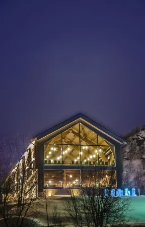 Snow Resort Kirkenes Отели в г. Киркенес