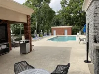 Hampton Inn Lexington Medical Center/University of Kentucky - Rooftop Pools