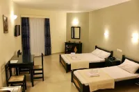 Adonis Hotel Hotels near Octavian Caesar Augustus Monument in Nicopolis