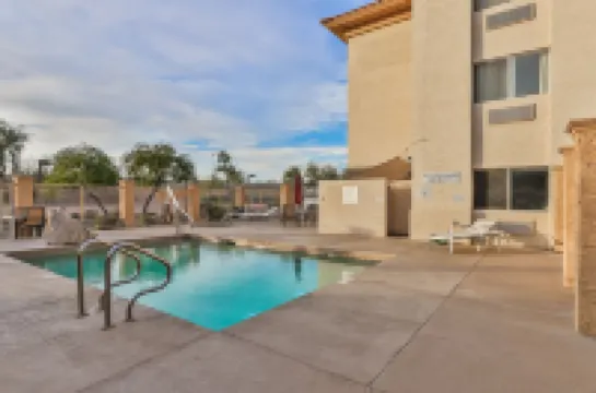 วินเกท บายวินด์แฮม แชนด์เลอร์/ย่านฟีนิกซ์