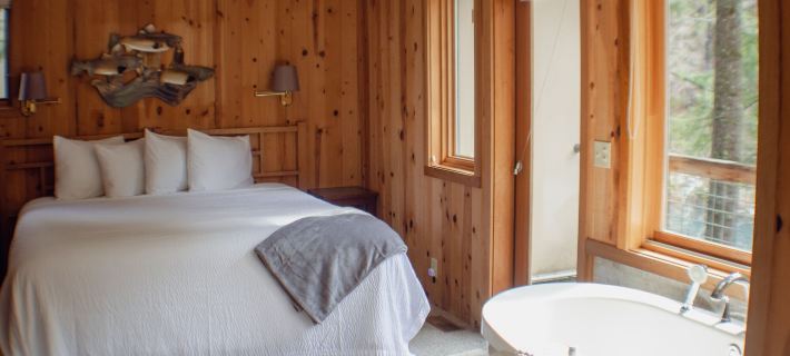Steamboat Inn Hotels in Douglas County