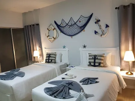 Phi Phi Indigo Hotel Отели рядом с достопримечательностью «Monkey Beach»