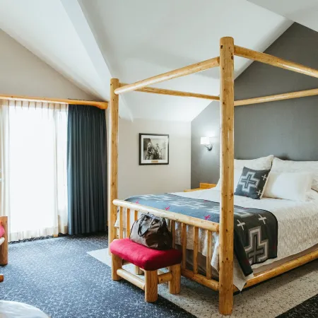 Brewster Mountain Lodge
