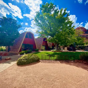Red Agave Resort Hotels near Grasshopper Point Picnic Area