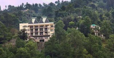 Flag House Resort