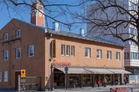 Hostel Buisto Отели рядом с достопримечательностью «Toejoen Taimiala Oy»