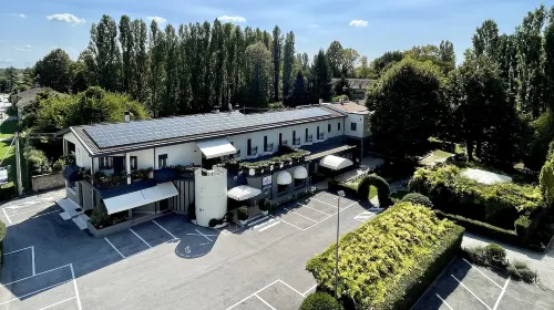 Hotel All'Orso Hotels in Meolo