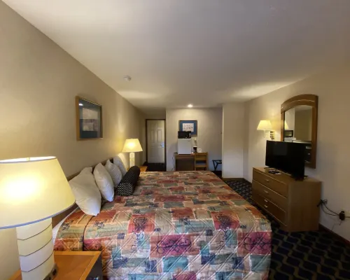 Economy Lodge 682 Main St Sturbridge Hotels in Sturbridge