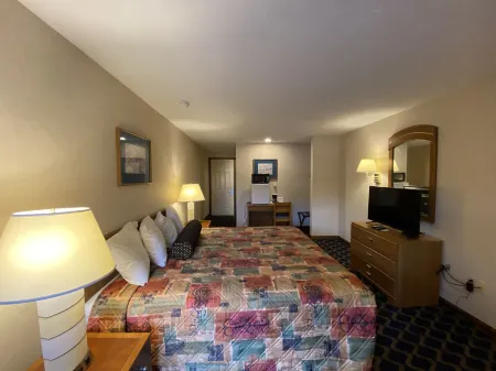 Economy Lodge 682 Main St Sturbridge Отели в г. Стербридж