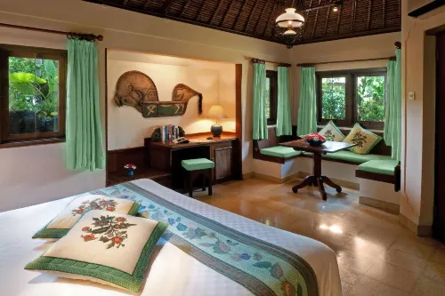 Poppies Bali
