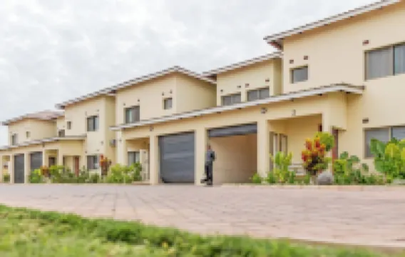 The Crest Lodge Limited โรงแรมใน