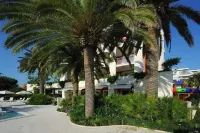 วาเลนติโนรีสอร์ท โรงแรมใน