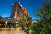 San Paolo Palace Hotel Hotel dekat Stazione Centrale - Pensilina Interna