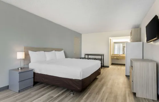 速柏瑞恩酒店-普韋布洛北部店