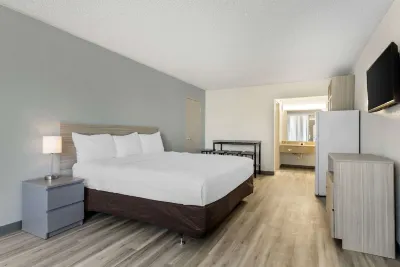 Suburban Studios Pueblo North Hotels in Pueblo