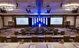 Hilton Chicago Oak Brook Hills Resort & Conference Center