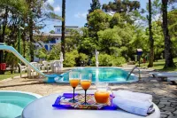 Hotel Gramado Palace - ที่มีสระว่ายน้ำ