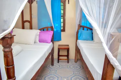 Blue Earth Beach Bungalow