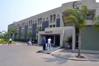 Aquarian Tide Hotel Hoteles en Gaborone