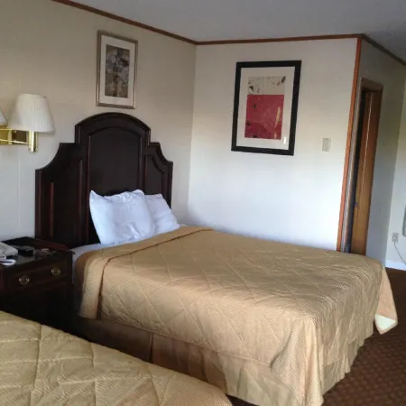 Harbor Base Inn