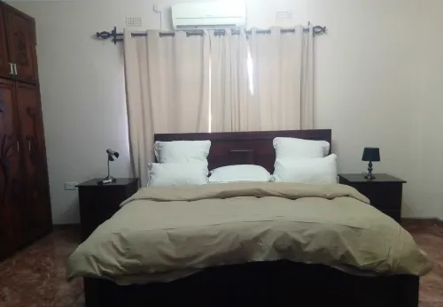 Fallsview Apartments Hotels in Simonga