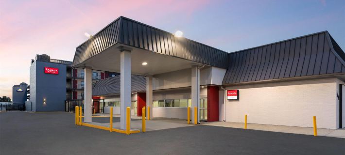 Days Inn by Wyndham Kenner/New Orleans Airport South Hotels in Kenner