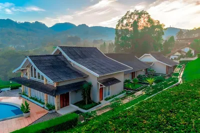 Hotel Ariandri Puncak Hotels near Demang Park, JONGGOL: BHUTAN VAN JAVA
