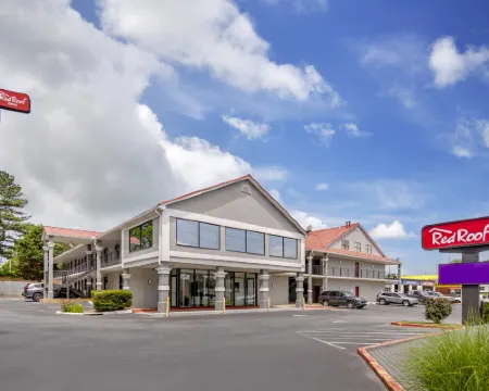 Red Roof Inn Atlanta - Kennesaw State University Hotels in Kennesaw