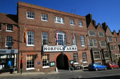 Norfolk Arms Hotel Отели рядом с достопримечательностью «Восток Престон Виллидж Грин»