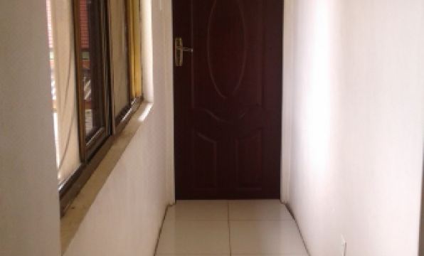 Providence Teez Lodge - Housity