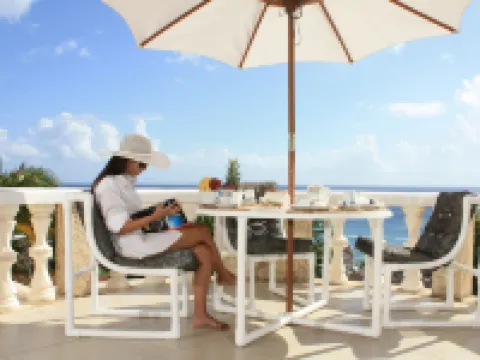 Seacruise Villa Hotels in Checker Hall