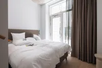 Beach Gardens 46 by Daniel&Jacob's