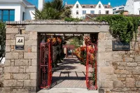 Panorama Guest House Hotels near Corbiere Lighthouse