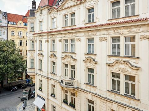 Old Town & Parking Assistance