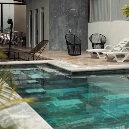 Nomad Living CR