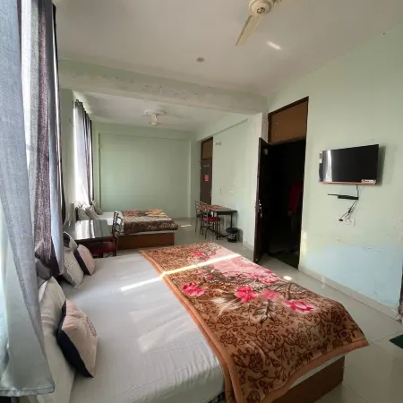 Hotel Dev Resort