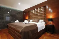 Deluxe Dino Room Hotels in Preko