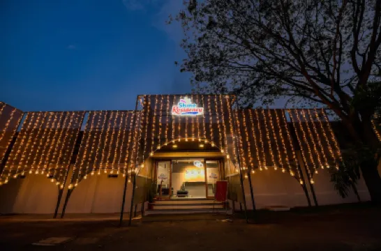 Shine Residency Hotels near Bharath Cancer Hospital Water fall
