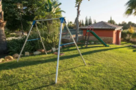 Portimao Elegant House With Pool by Homing