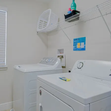 Balmoral Resort-117kb 3 Bedroom Townhouse by RedAwning