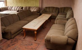 Alfoscar Hotel & Suites