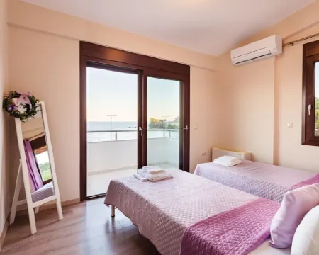 Villa Armonia - Beachfront Majestic Retreat Hotels in Petalidi
