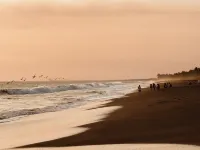 Villas Le Suisse Monterrico - Beach