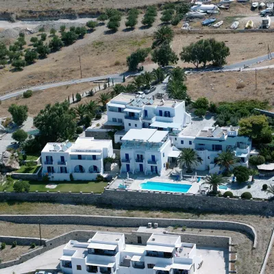 Pyrgaki Hotel Hotels near Paralía Molos