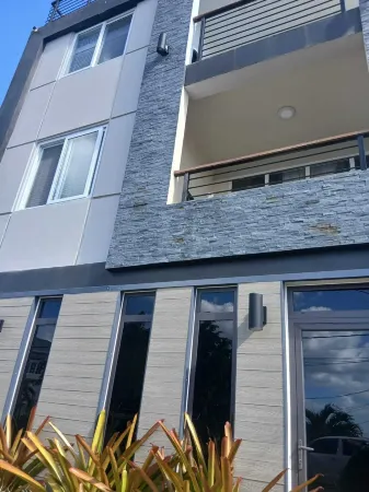 Cypress Suites Отели в г. Канфилд