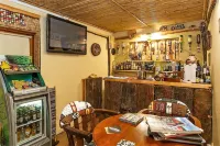 Riverside Guest Lodge - Baarit