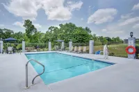 Best Western Opp Inn - Pools